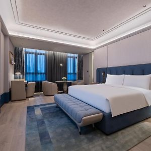 Executive King Room